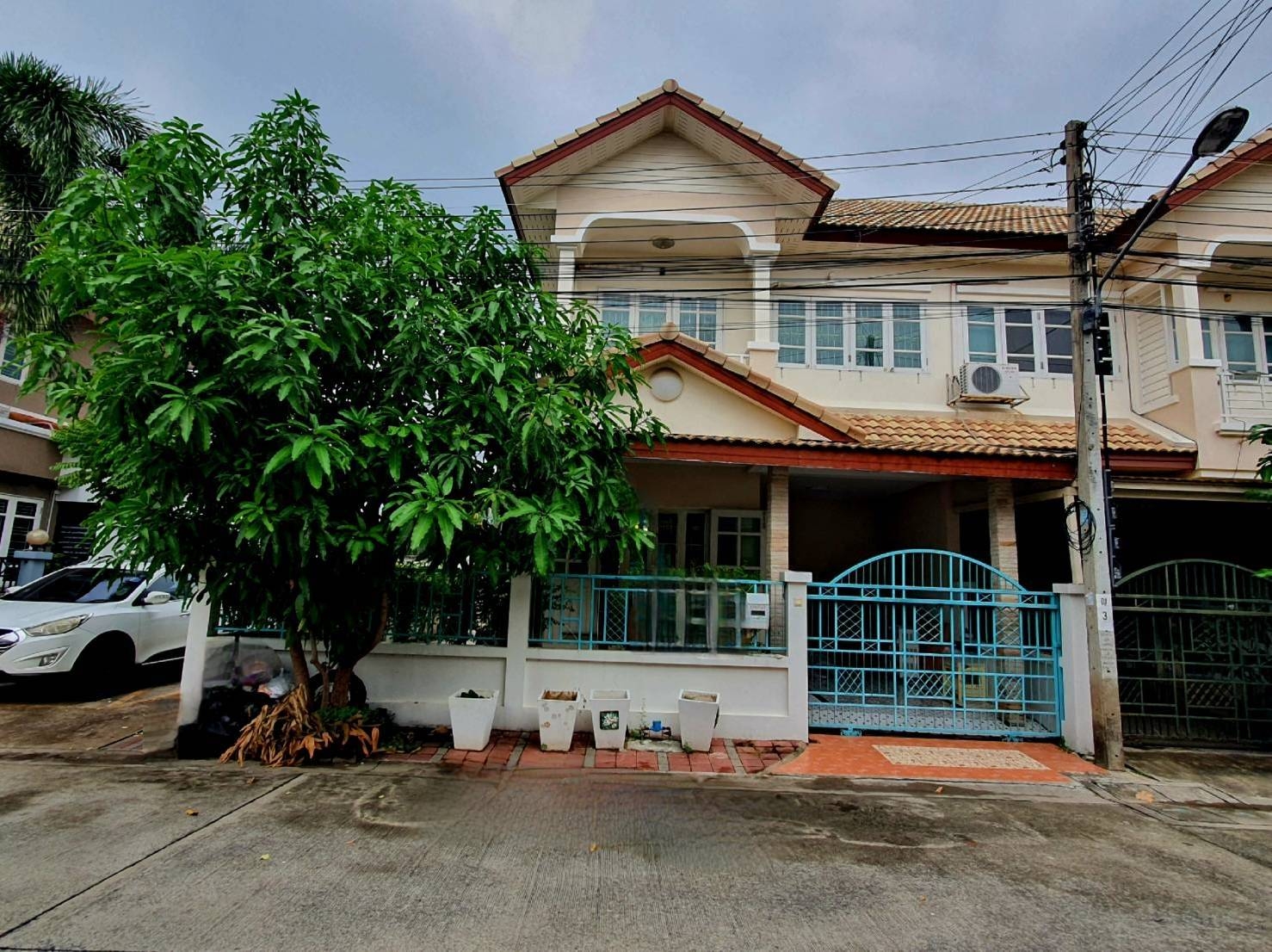 For sale, 2-storey townhouse, 35 square wah, Dream Place Bang Kruai project, Kanchanaphisek Road
