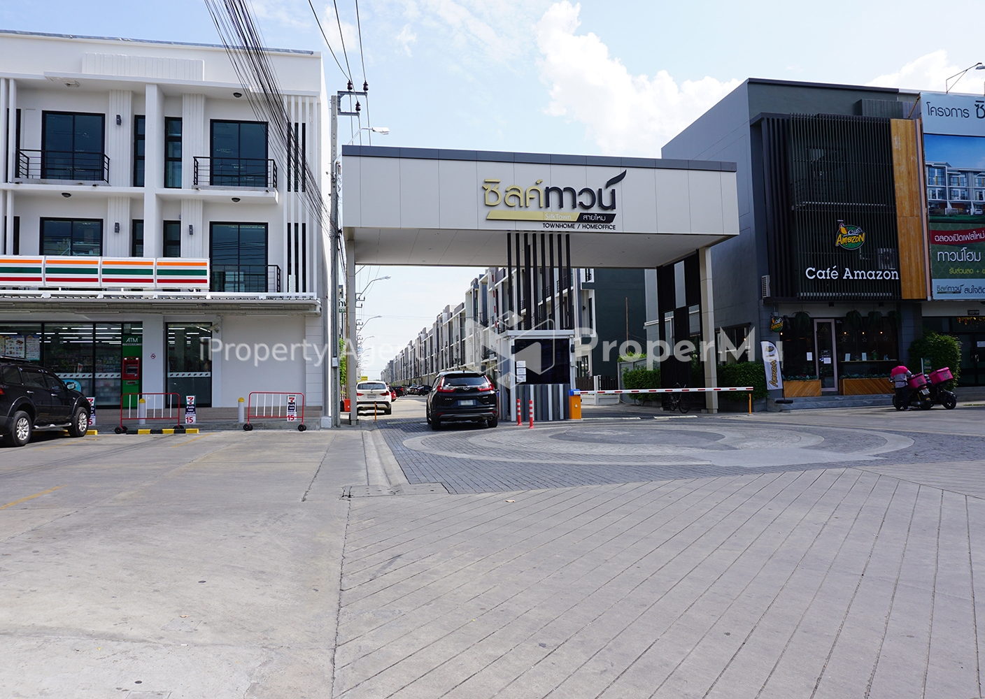 Home office, Sai Mai Road, next to AC Plaza, Bangkok