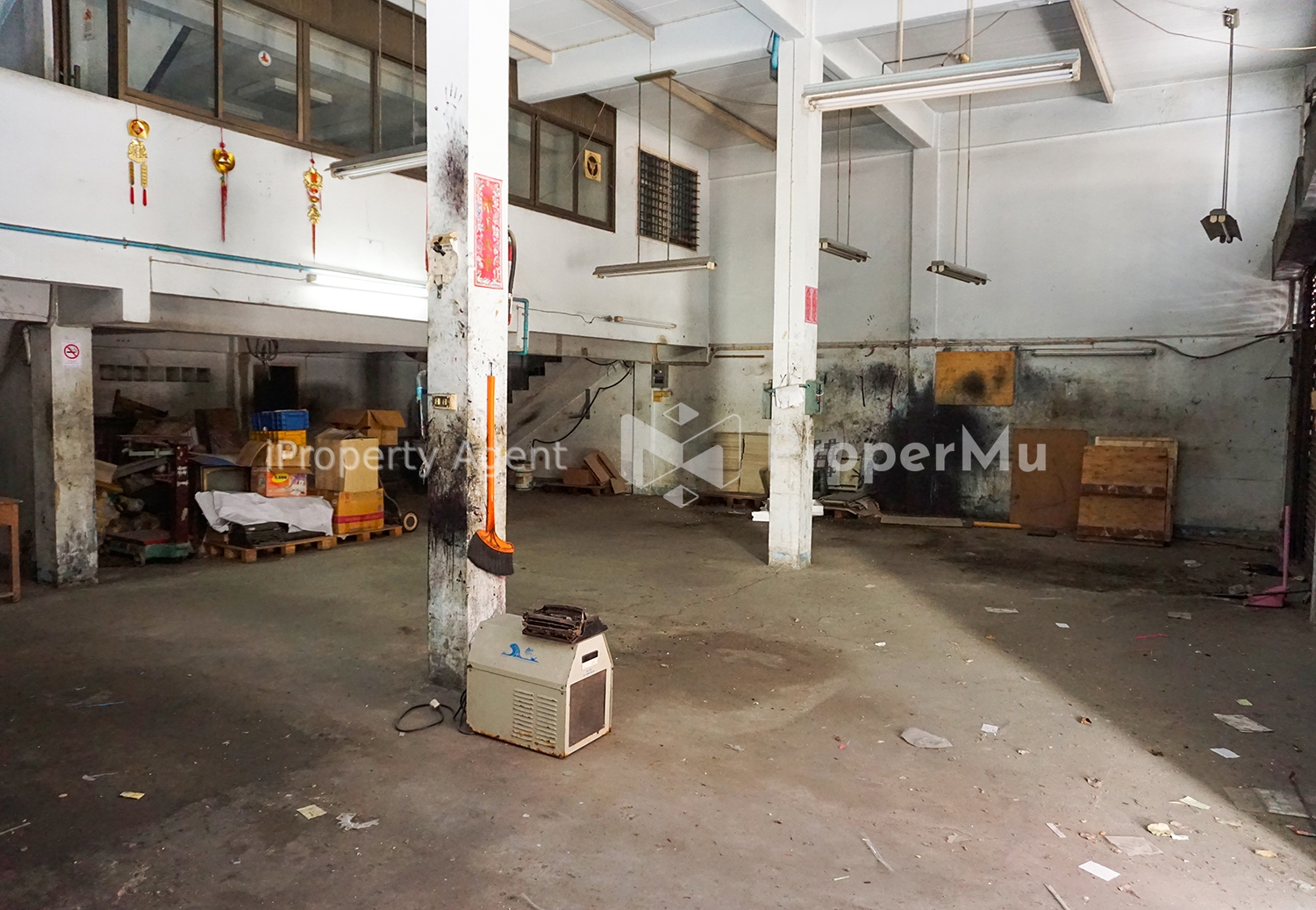 Commercial building for sale Bang Kruai-Sai Noi Wat Chalor Nonthaburi