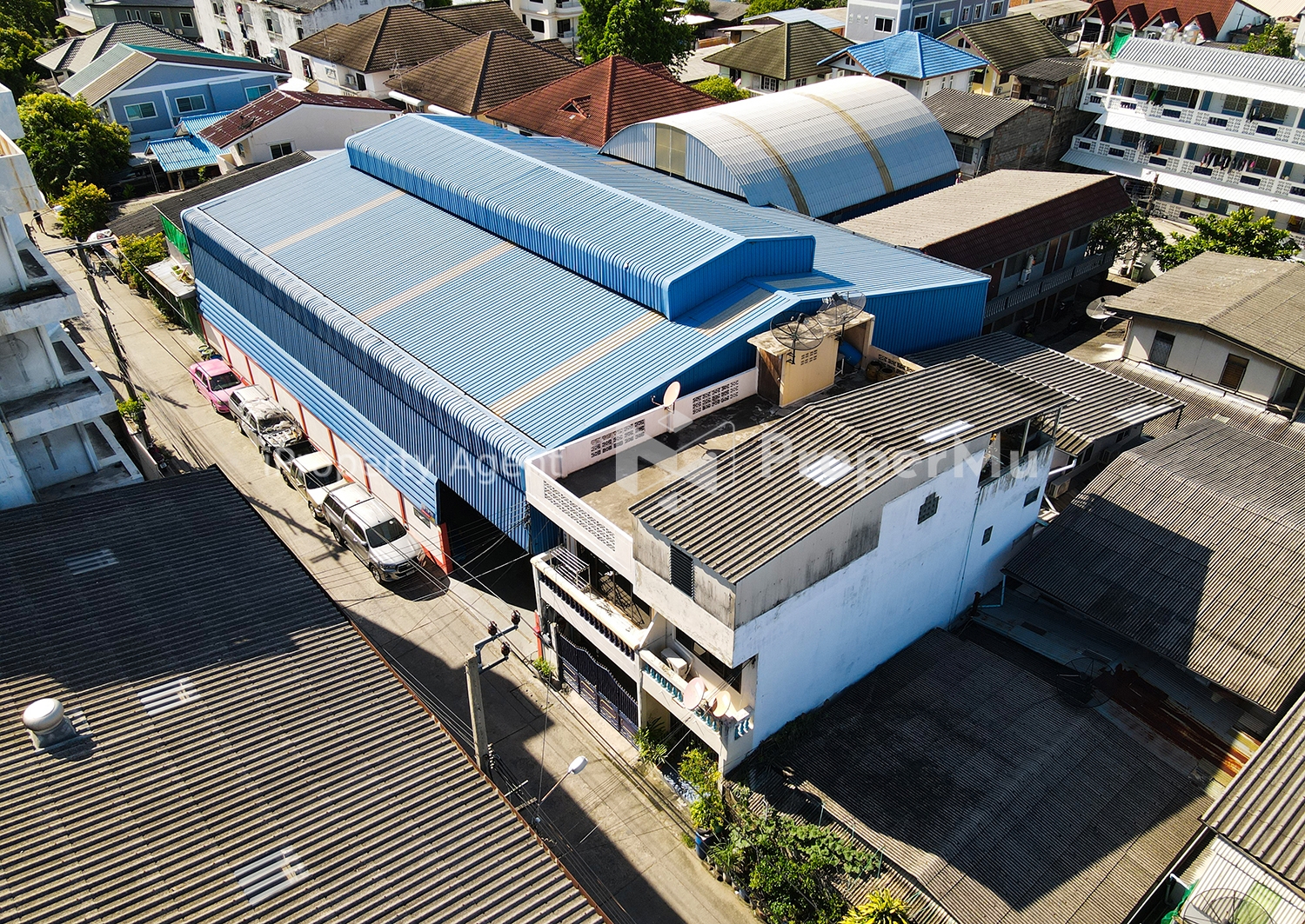 Land for sale with warehouse building, Soi On Nut 17, Intersection 7, Phra Khanong, Bangkok