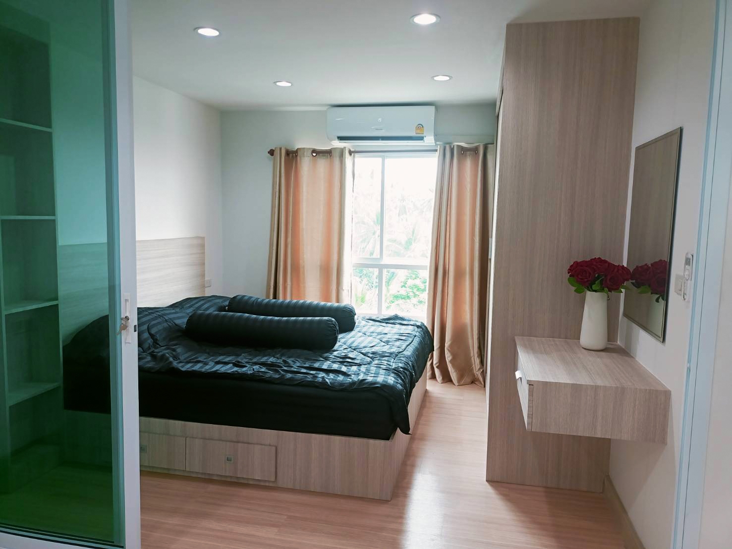 Pattara Living Condo, Phahonyothin, Lopburi