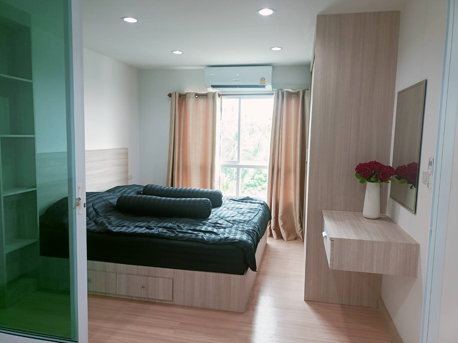 Pattara Living Condo, Phahon Yothin Rd., Lopburi