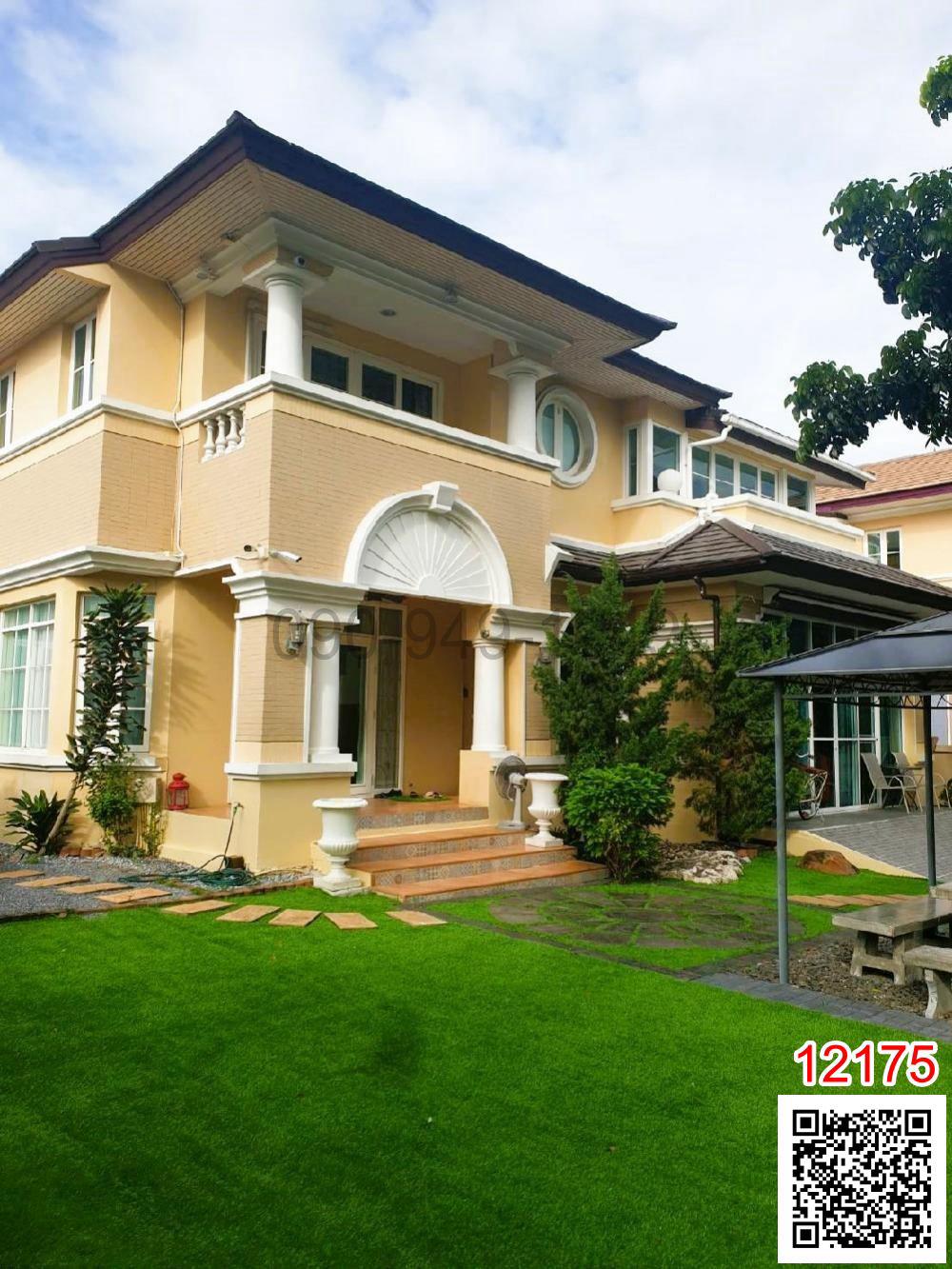 For rent: 2-storey corner house, Nantawan Suanluang Rama 9 Village