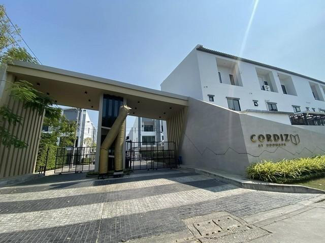 PT12 Townhouse for rent, 3 floors, Modern style, Cordiz at Udomsuk, Soi Udomsuk 39, near BTS Udomsuk, Bang Chak, Phra Khanong District
