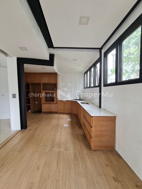 PP273 Townhouse for sale, 3 floors, Town Plus Huamark, Soi Krungthep Kreetha 7, Ramkhamhaeng 60, main house