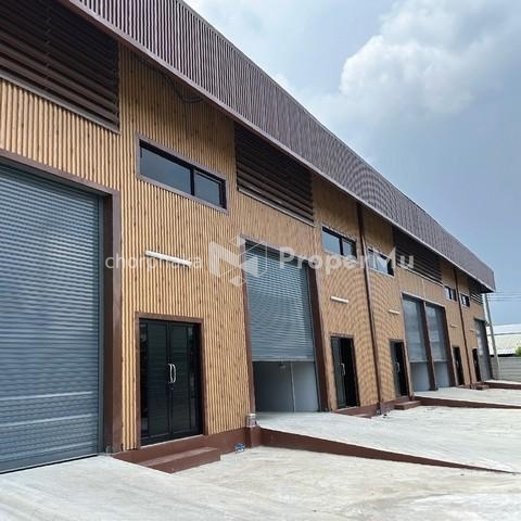 Warehouse for rent with office, Nakhon In Road, Wat Takhian Alley, Phra Ram 5 area, Nakhon In, Bang 