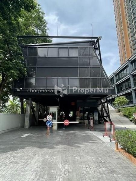 For rent, 1st floor, 100 sq.m., Petchburi, Asoke, on the main road, Petchburi New Road, near MRT Pet