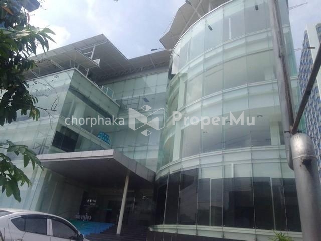 For rent, all floors on Ratchada Road, top floor, 5th floor, office, 1,130 sq.m. Ratchada, Sutthisan