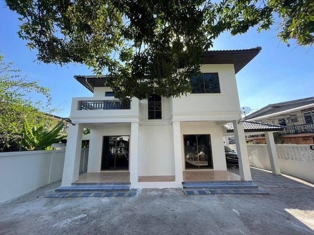 PP309 Selling a 2-storey detached house, land area 97 sq.w., Soi Sri Dan 1/5, near Foodland Srinakar