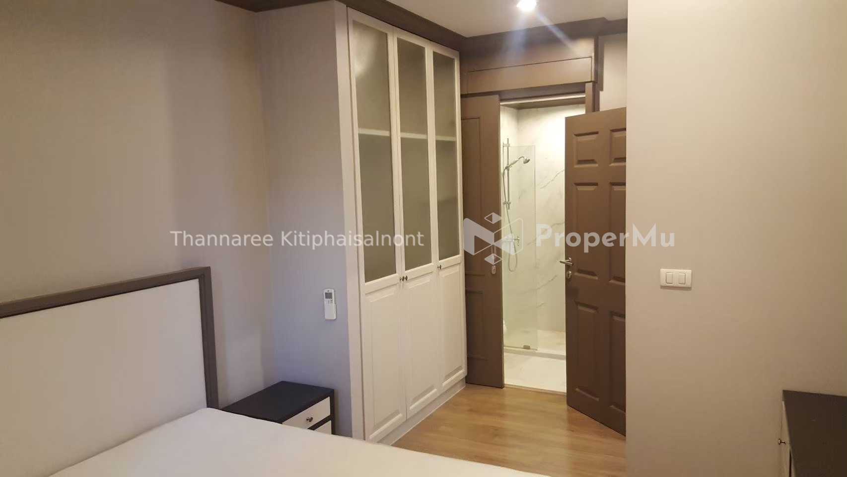 For Rent urgent!!! The Reserve Kasemsan 3 Condo, Fully Fur, 1Bed1Bath Fl.5 nearBTS National Stadium 