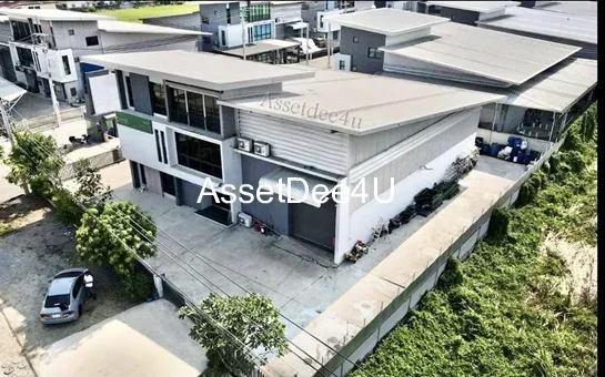 Mini factory for rent, warehouse, Lam Luk Ka, Khlong 9, green area, area 470 square meters, with office, 3 air conditioners, parking for 6-7 cars