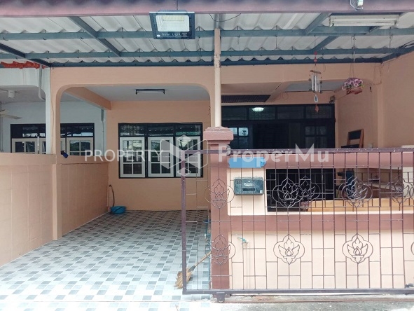  House for rent near MRT-BTS Ratchada-Ladprao