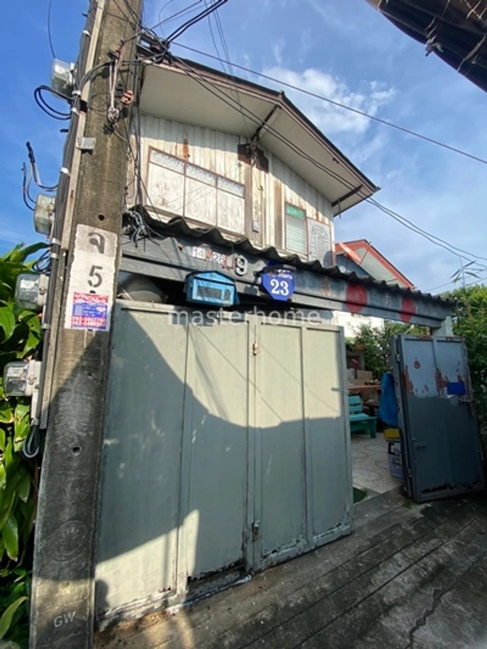 Single house for sale, Chokchai 4 area, very good location, cheap price - 00010