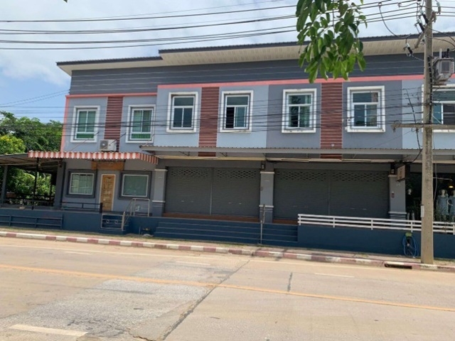 the Ping River Sukhapiban Khlong Khlung fresh market 600 m. For rent 2-storey commercial building