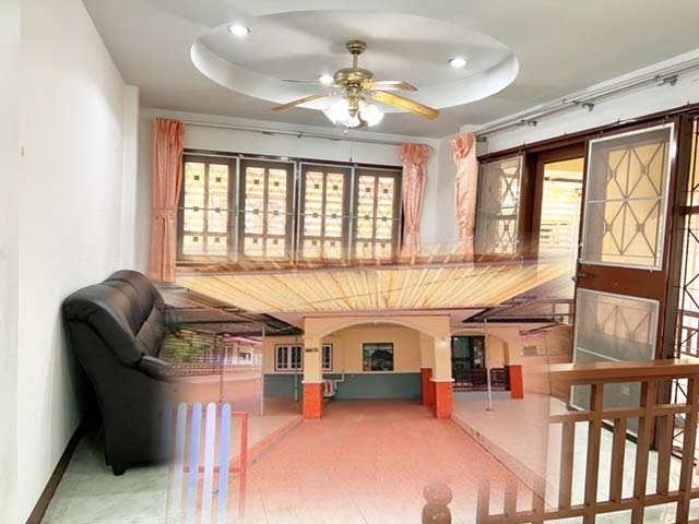 1-storey house 70sq.wa. 280 sq.m. Thai Watsadu BanChang 2.6km.3bed 2bath with fur built-in kitchen f