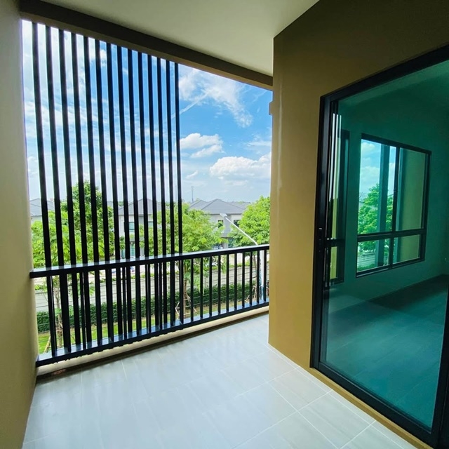 TalatSombatBuri 2.8km. 3bed Chaiyaphruek-Wongwaen New 3-storey Homeoffice 3bath Ratchaphruek MRT Khl