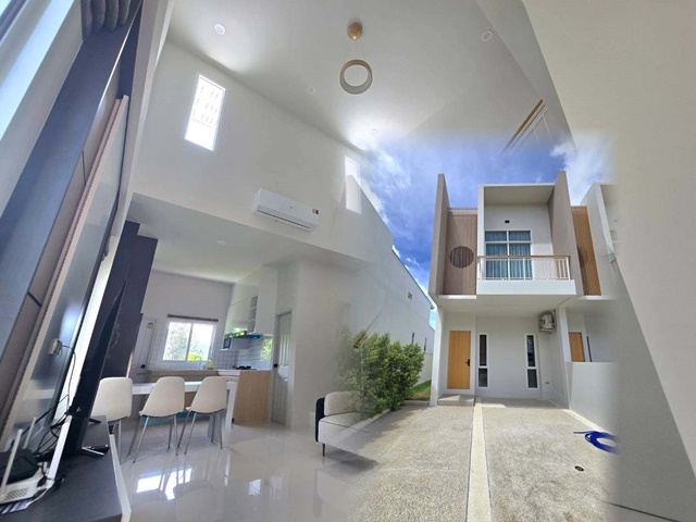 Wat Srisunthon School 500 m. Modern style townhouse 2-storey Thalang area 2 bed ThaiWatsadu Phuket