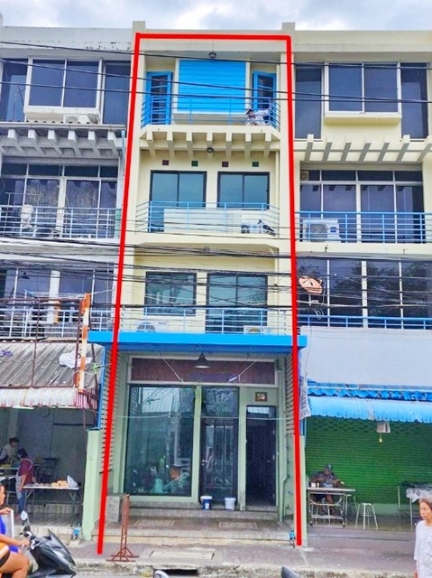 BTS Senanikom 2.7 km. 5A/C 5bed Amornphan Market9 100m. Commercial building 4-storey good location o