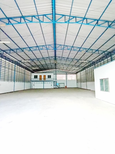 Sampeng Market 2 900 m. Warehouse for rent factory 6 bath 678 sq.m.170 sq.wa.Kanchanaphisek area goo