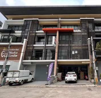 For sale: 4-storey Home Office, PLATINUM PLACE project, Ramkhamhaeng 178, good location, on main road, 200 meters from BTS.