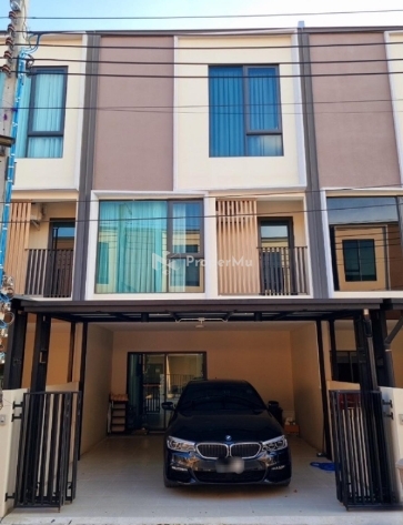 Townhouse for rent, Altitude Kraf Bangna project, near Mega Bangna