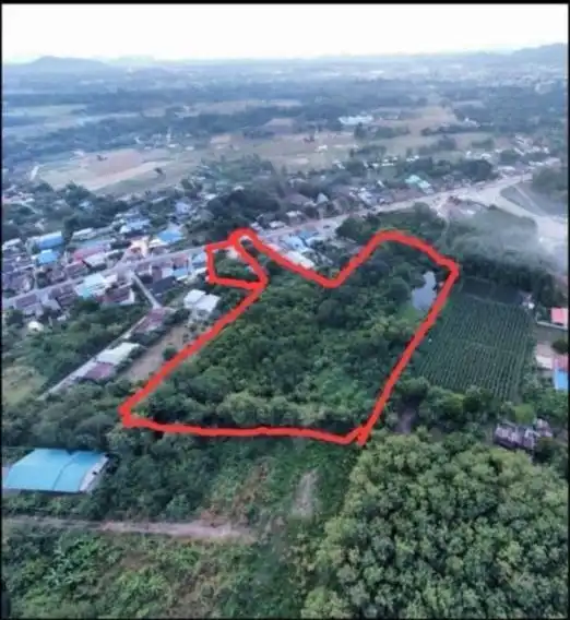 Land for sale, almost 10 rai, 23 million baht, free transfer, on a 4-lane road, Loei-Na Duang, water and electricity to the plot, Kut Pong Subdistrict, Mueang District, Loei