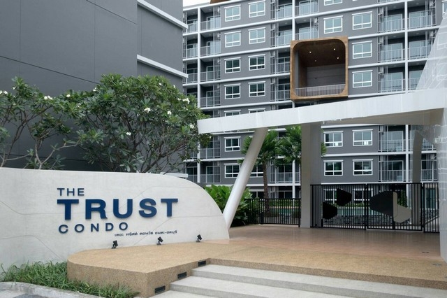 Sale discount 1.45MB with tenant, 1bed room, 30m. Condo The Trust Amata-Chonburi, Mueang Chonburi.