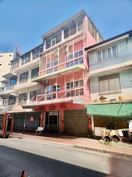 High Potential Investment! 4-Story Shophouse in Yaowarat, Only 90m from Main Road!