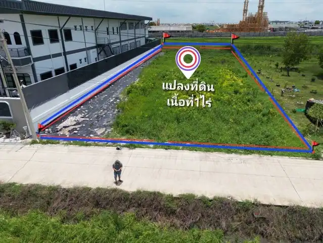 Land for sale, Khlong 6, Bueng Kham Phroi Subdistrict, Lam Luk Ka District, Pathum Thani Province, area 400 sq m., good location, will have a price in the future.