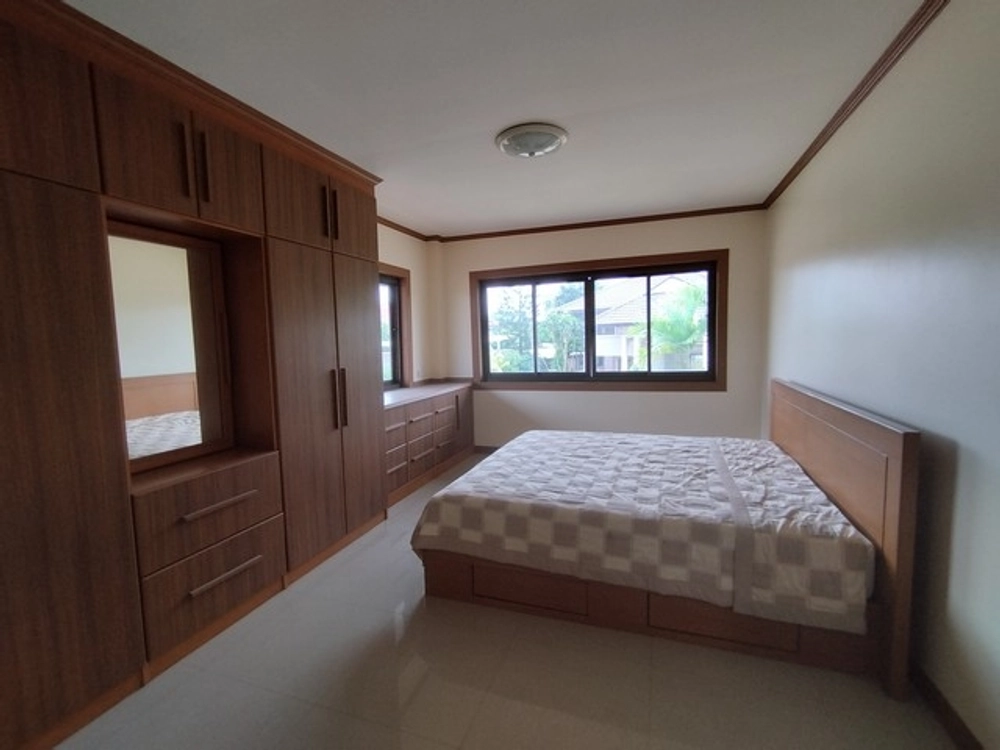 For sale: 2-storey detached house, Sky Home and Hill, behind Robinson Ban Chang, Rayong (new)