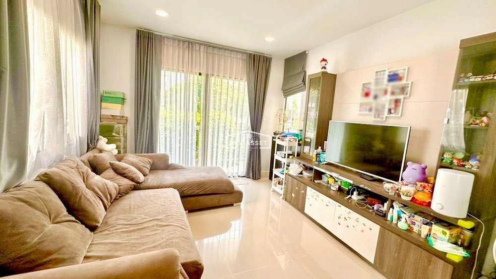 For sale: 2-storey detached house, Modi Villa Chaiyaphruek Village, free 3 air conditioners/water pump/water tank/sofa/TV shelf, with built-in kitchen extension, area 43 sq m, selling for only 4,190,000 million baht.