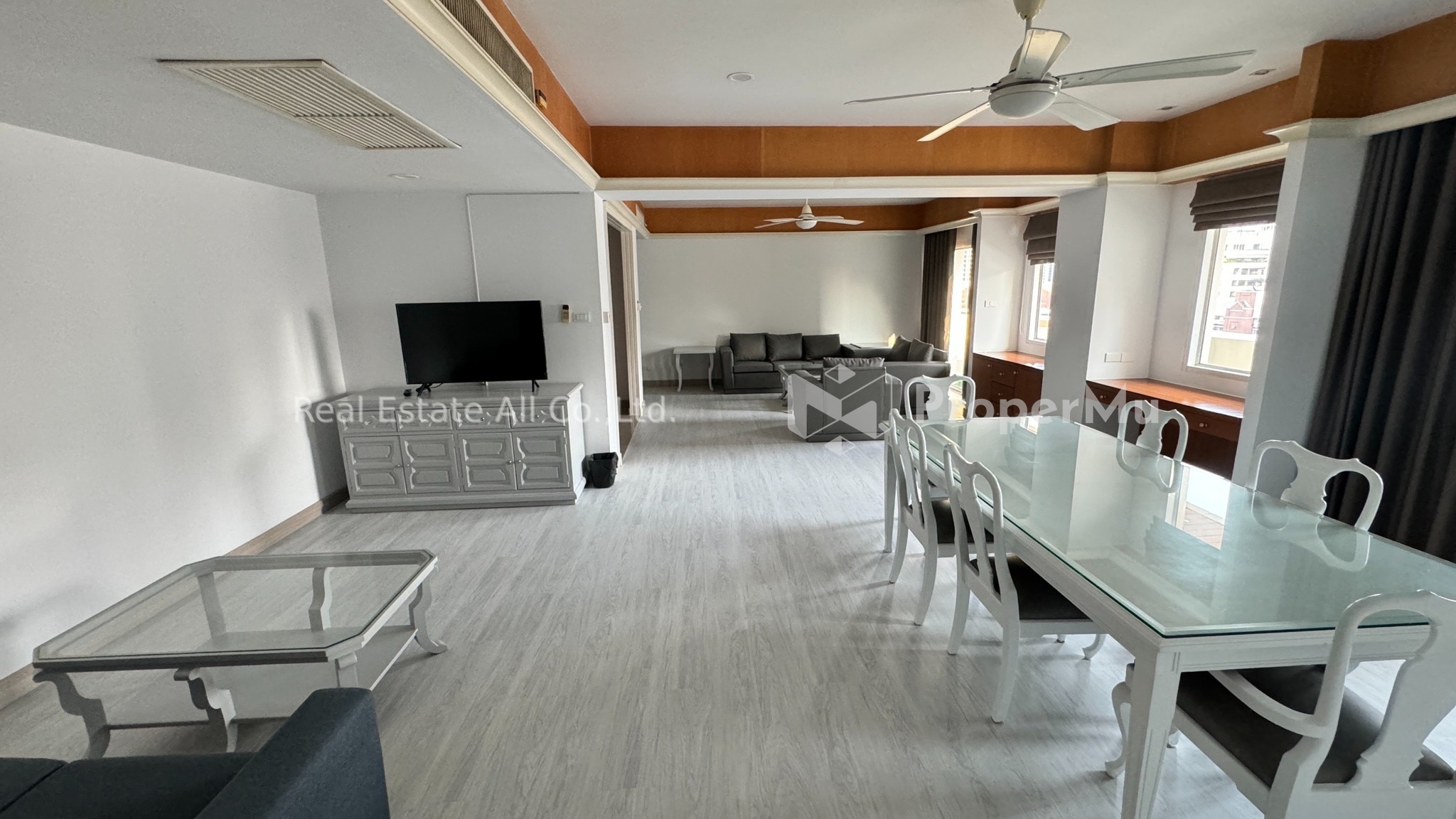 Apartment for rent, Sukhumvit, near Bumrungrad Hospital, BTS Nana, BTS Asoke