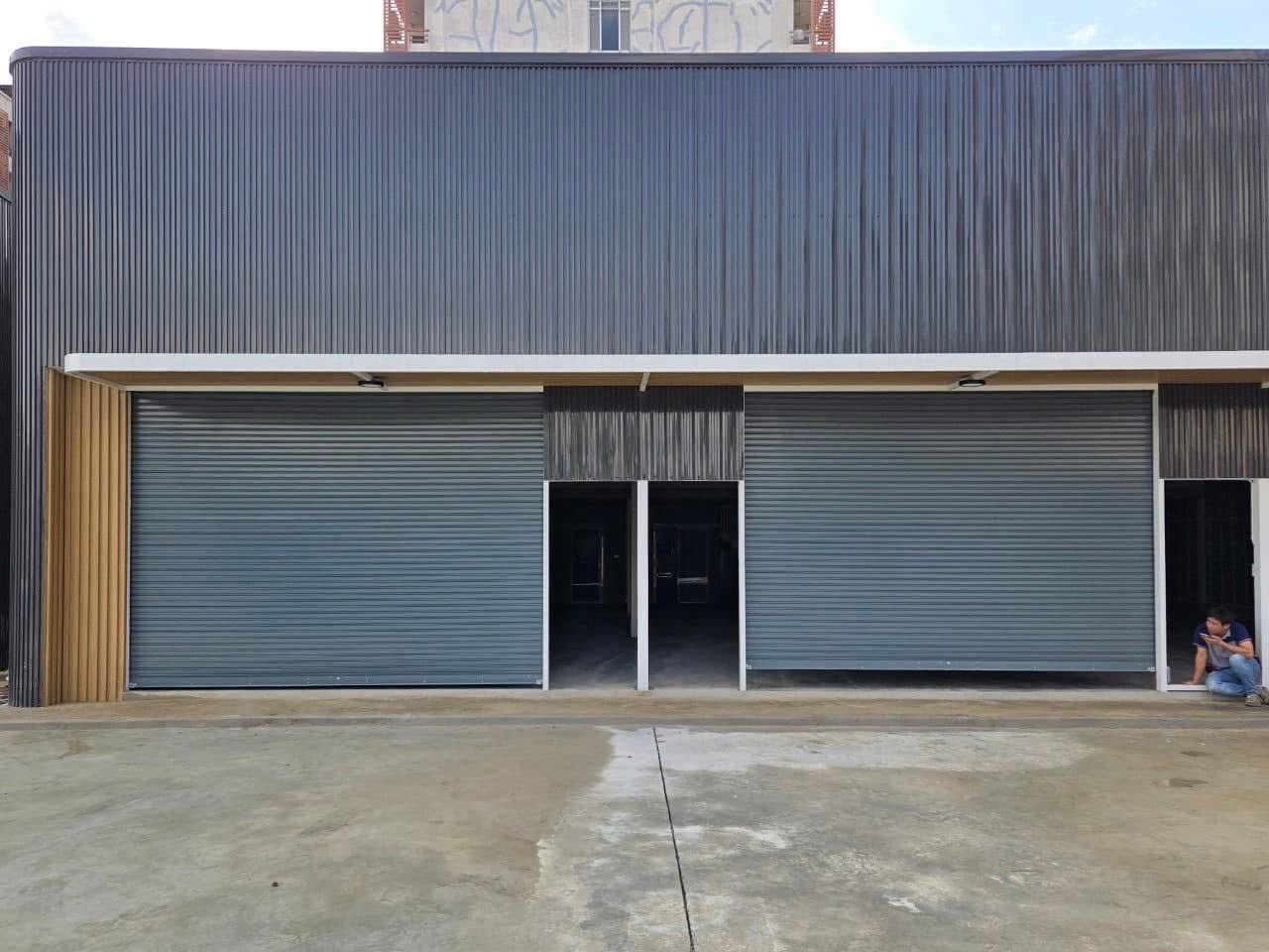 Warehouse for rent, Town in Town, Ram Intra Expressway, suitable for business, stocking goods, fulfi