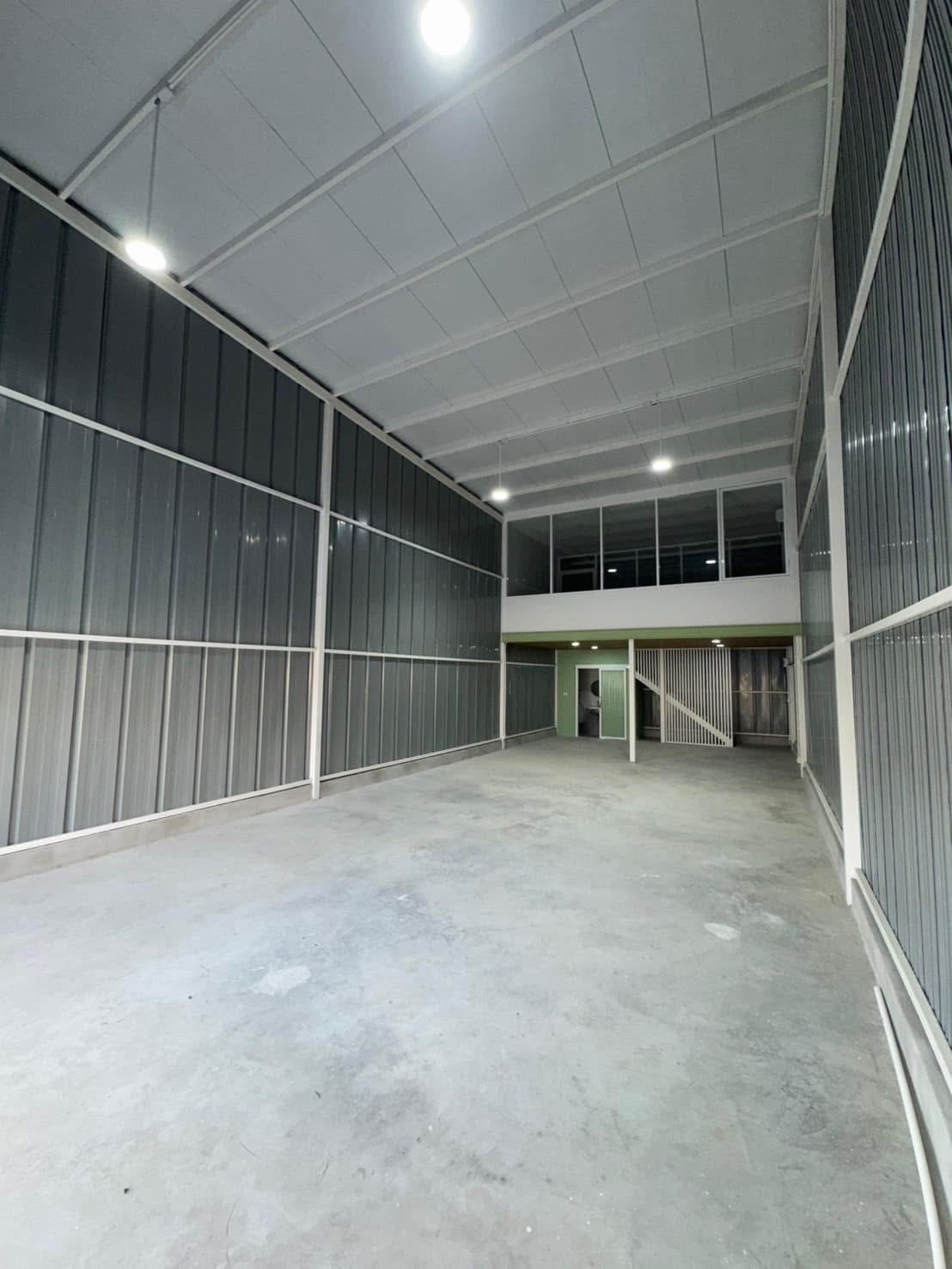 Warehouse for rent, Town in Town, Ram Intra Expressway, suitable for business, stocking goods, fulfi