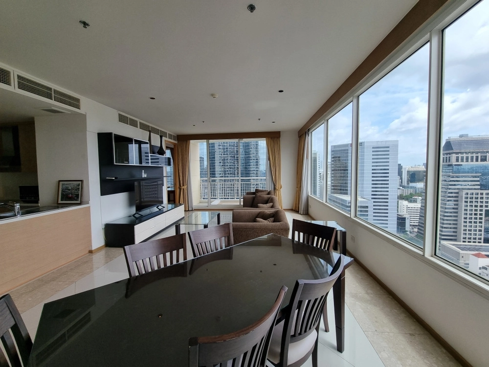 Condo for Rent: The Empire Place Sathorn 3 Bedrooms Near BTS Chong Nonsi