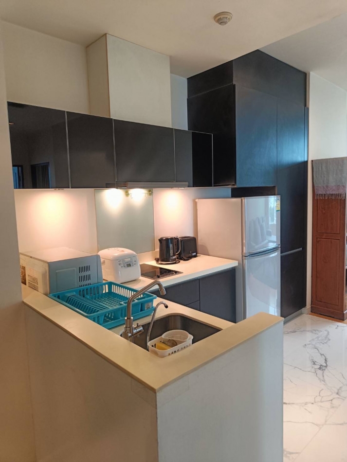 For Rent: 2-Bedroom Condo at Eight Thonglor residences