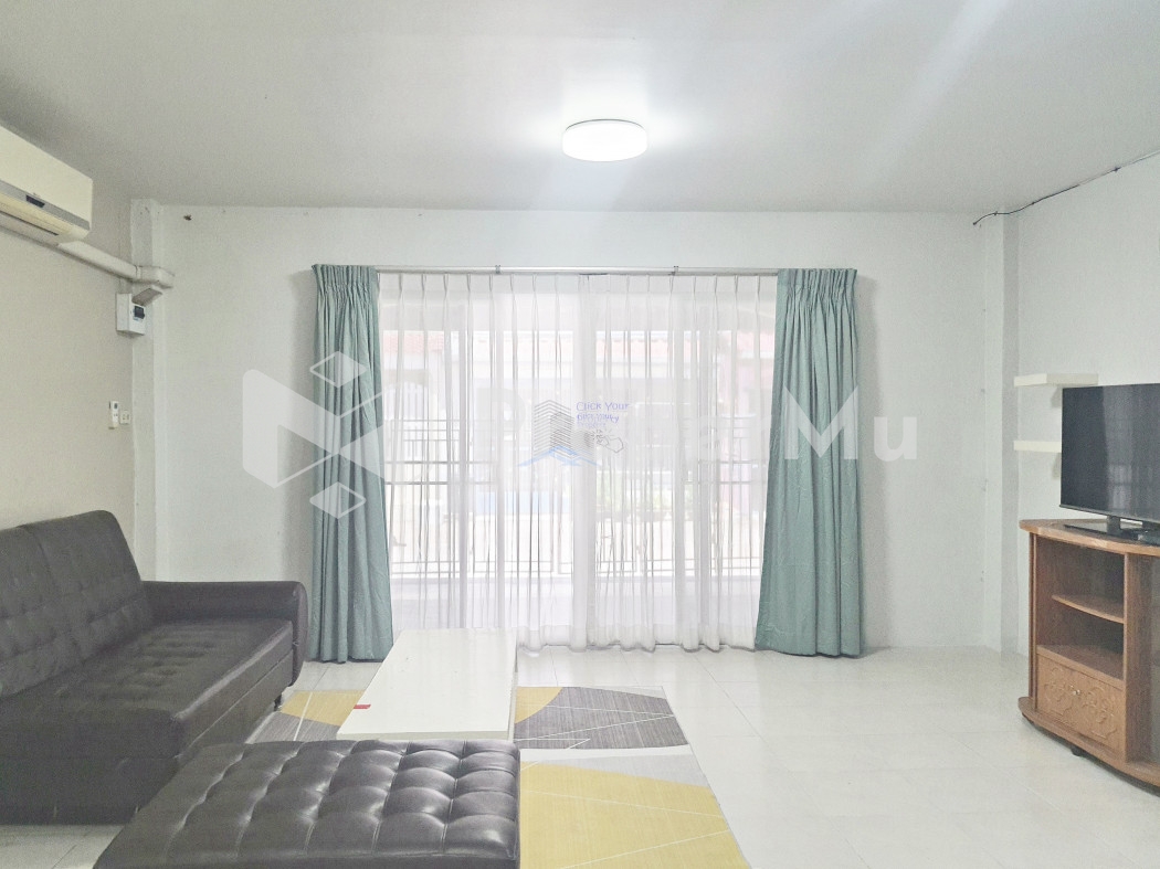 CYP123  2 storey TownHouse for SALE at Permsiri Village, Khao Talo, Pattaya, Chonburi.