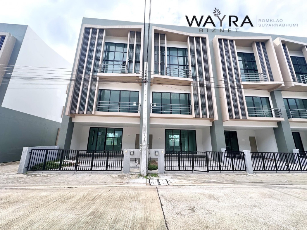 For rent: Townhome, 3.5 floors, Duplex, Vera Business, 215 sq m, 23.1 sq wa, air-conditioned through