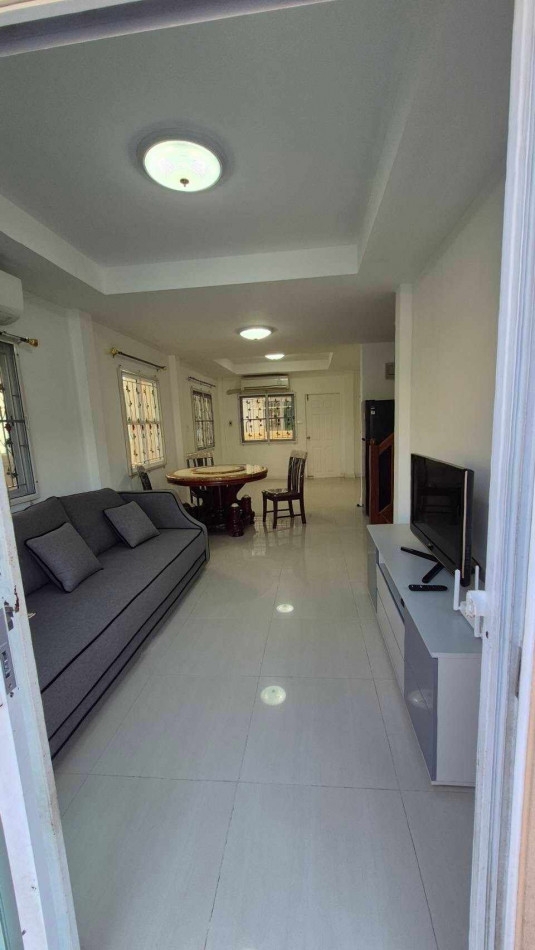 For rent: 2-storey detached house, Chuanchuen Green Park Village, 100 sq m, 100 sq wa, fully furnish