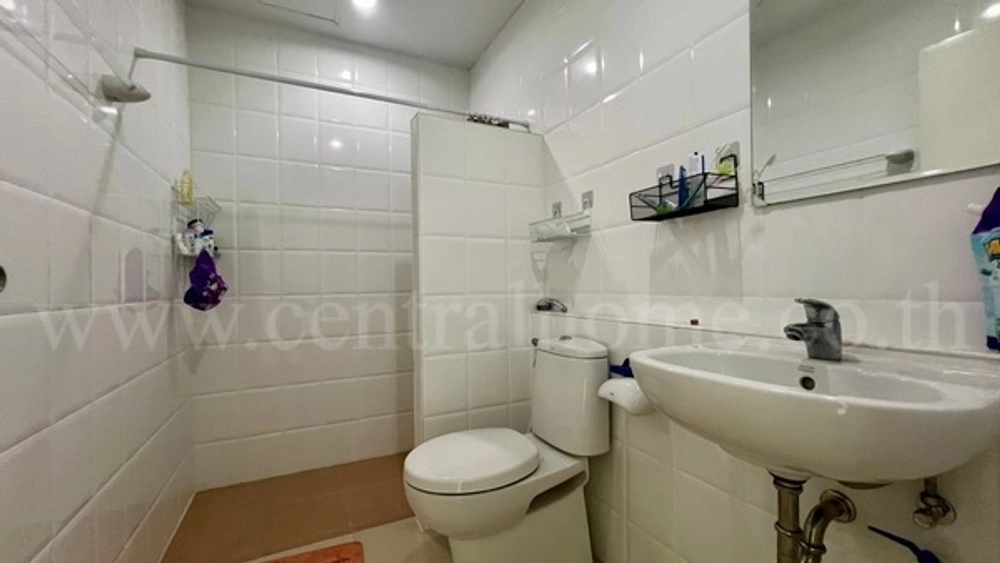 Townhome Thawan Villa, Wongwaen - Lam Luk Ka, Khlong 3