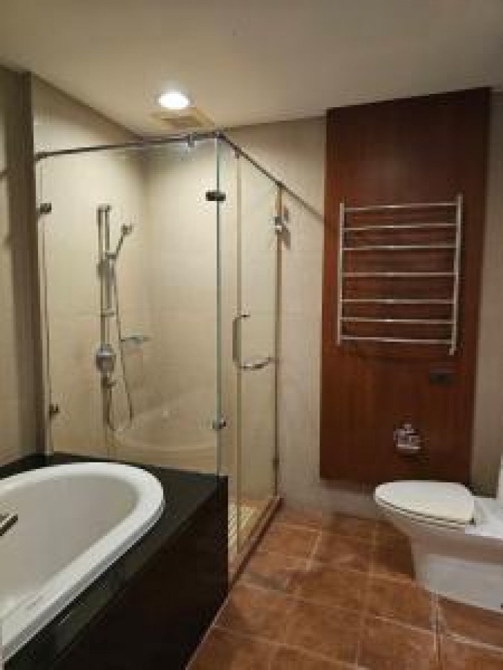 Condo for rent Baan Rajprasong Condominium