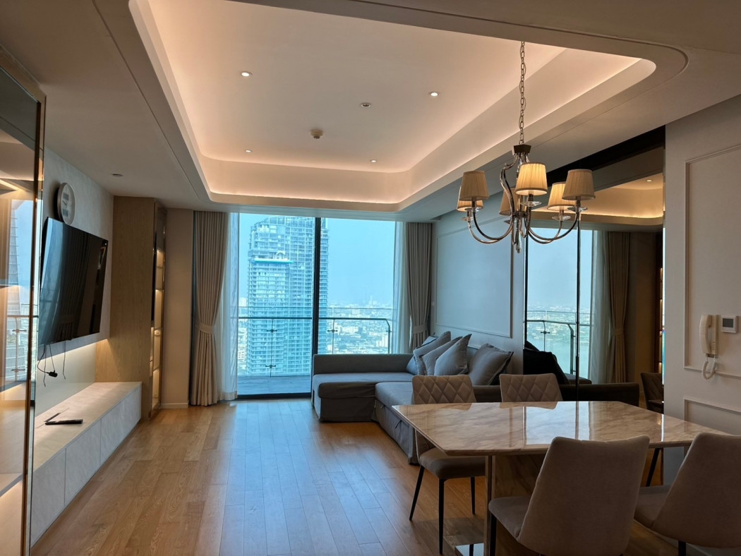 luxury condo The Pano Rama 3, 31st floor, river view, very beautiful ready to move