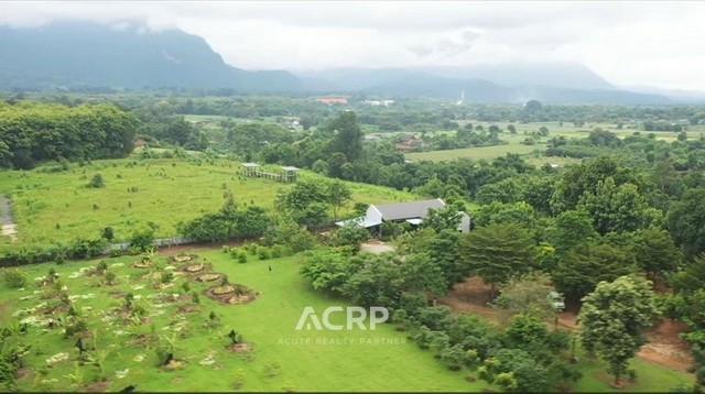 A vacation home for sale in Chiang Dao District, Chiang Mai