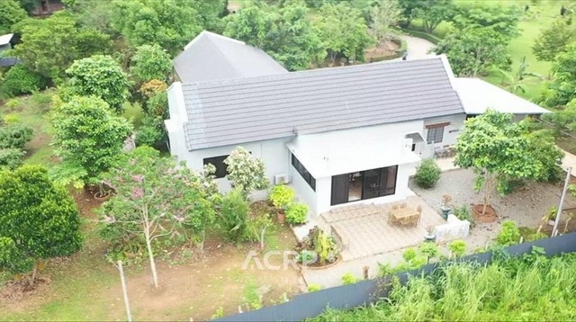 A vacation home for sale in Chiang Dao District, Chiang Mai