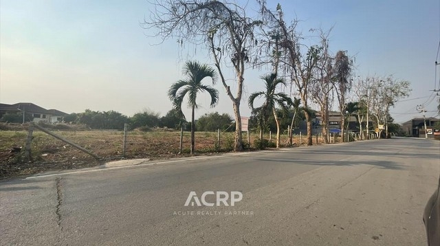 Land for sale near the 3rd Ring Road in San Sai, Chiang Mai.