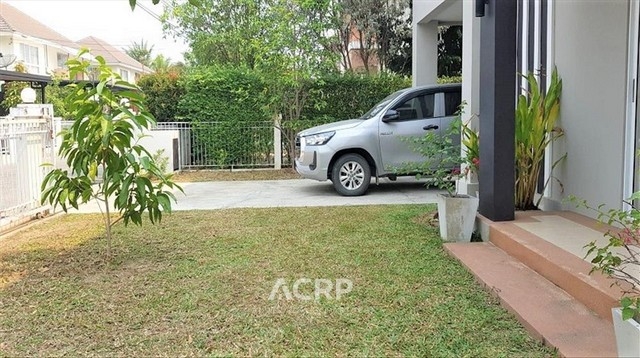 House for sale at Karnkanok Ville 5 on San Kamphaeng road, Chiang Mai.