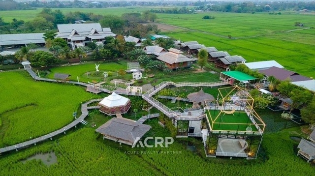 Resort business for sale with restaurant in Chiang Mai