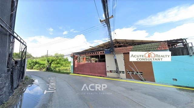 Warehouse for sale near Super-highway Road, Chiang Mai.