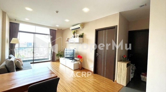 Luxury Condo in the heart of Chiang Mai, 1 Bed near CMU.