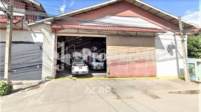 Warehouse for sale on Superhighway Road, Chiang Mai.